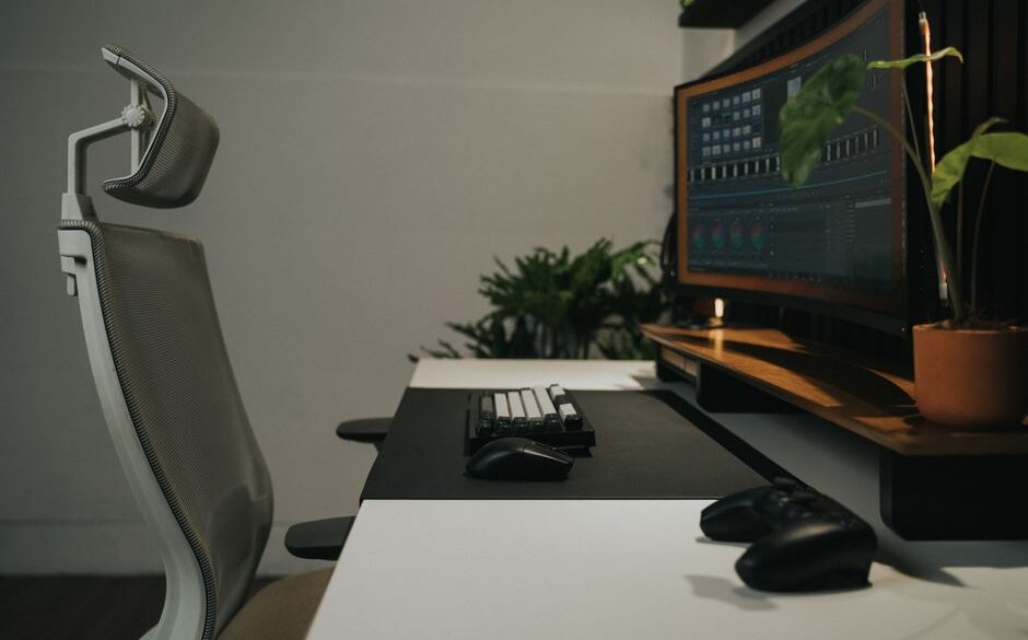 Cadeira ergonômica para estudar concurso: guia honesto de quem passou