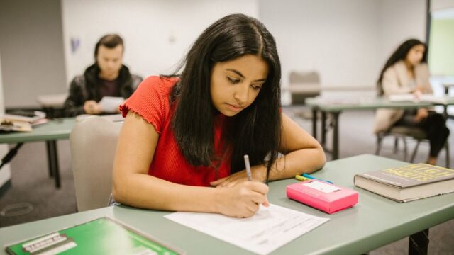 Como Ler Edital: Checklist de 8 Pontos para Evitar Eliminação