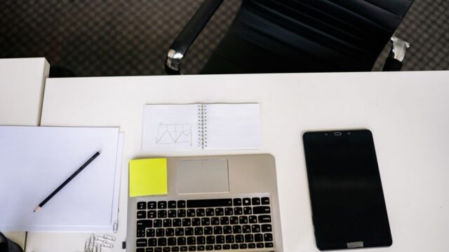 Tablet ou Notebook para Estudar Concurso: Guia 2026