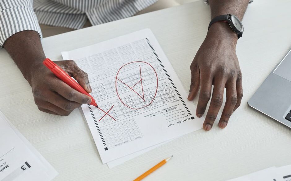 TRI Teoria Resposta: 3 Erros que Custam Vaga em Concurso