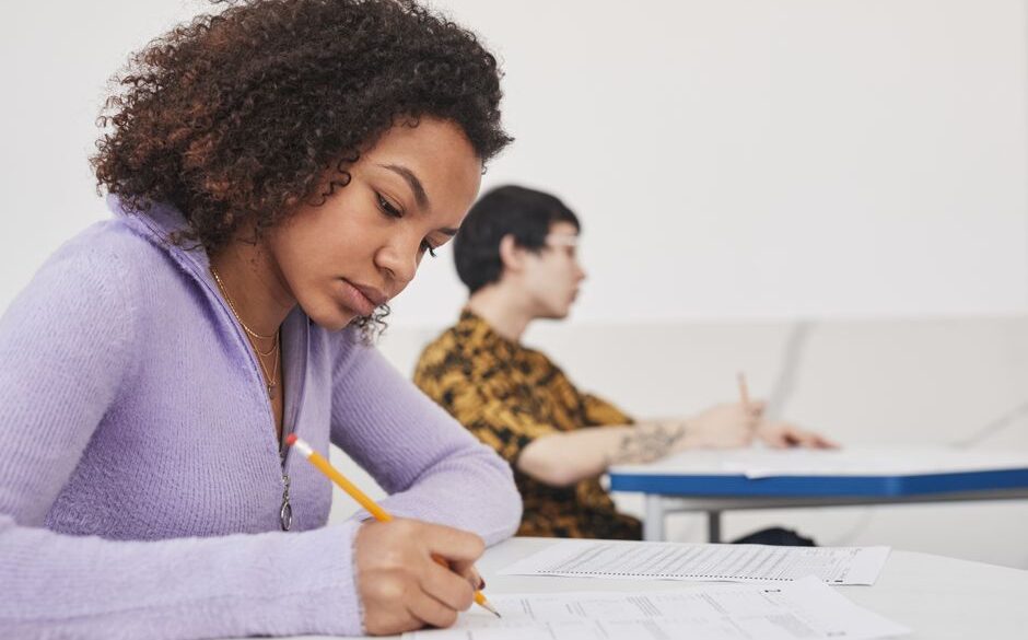 Ansiedade na Prova de Concurso: 7 Técnicas Que Testei